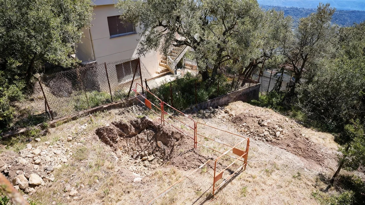 Antenne relais à Saint-André-de-la-Roche : les travaux reprennent