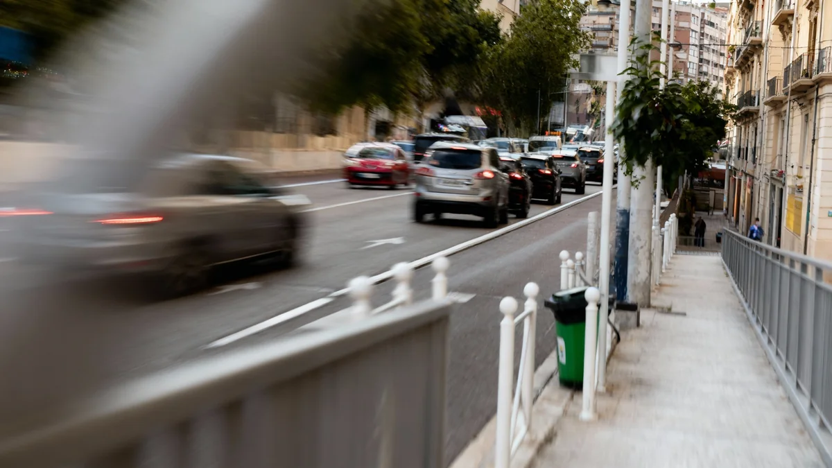 Freinages fantômes : des conducteurs niçois rapportent des arrêts brutaux sur l'autoroute