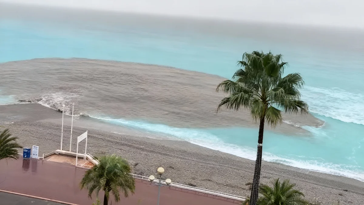 Nice : D'où vient cette nappe noire dans la mer vue sur une vidéo ?