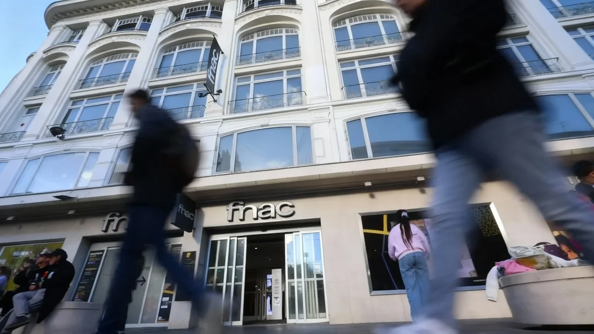 Grève à la Fnac pendant le Black Friday 2025