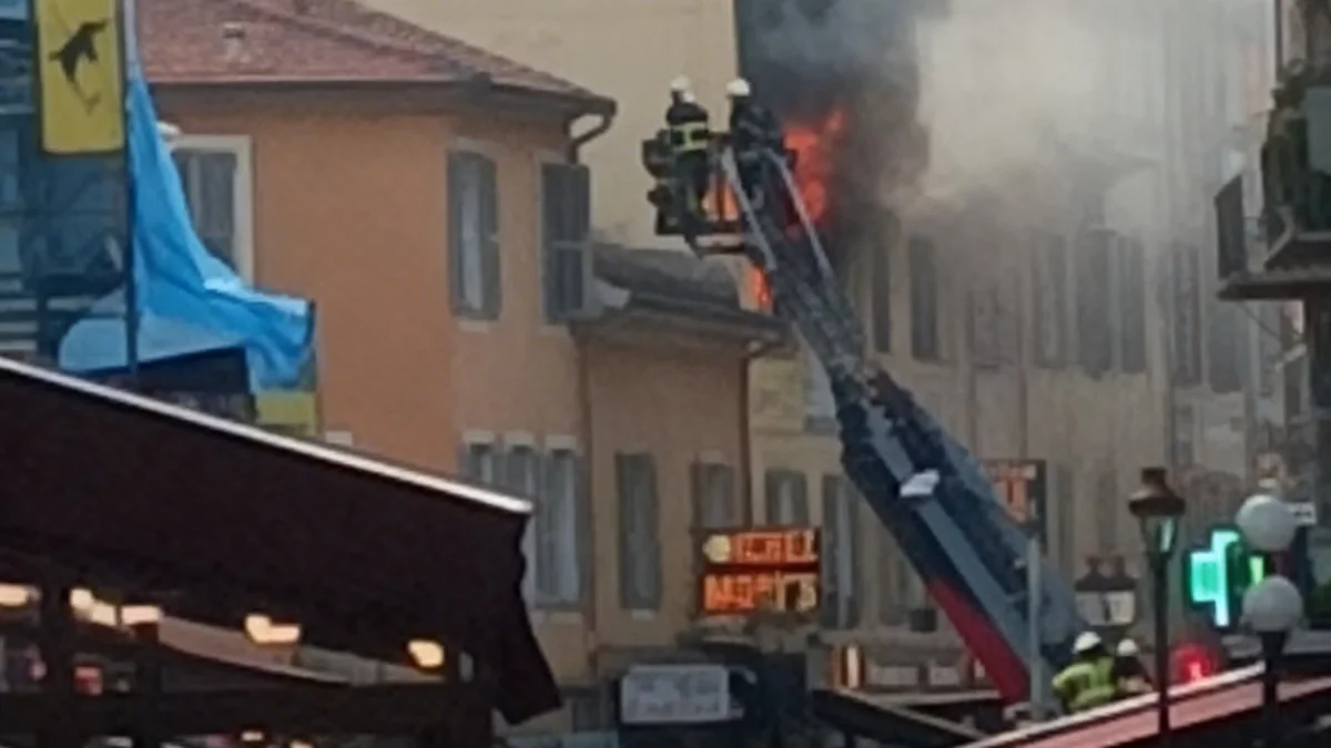 Incendie majeur dans un hôtel niçois, plusieurs sauvetages